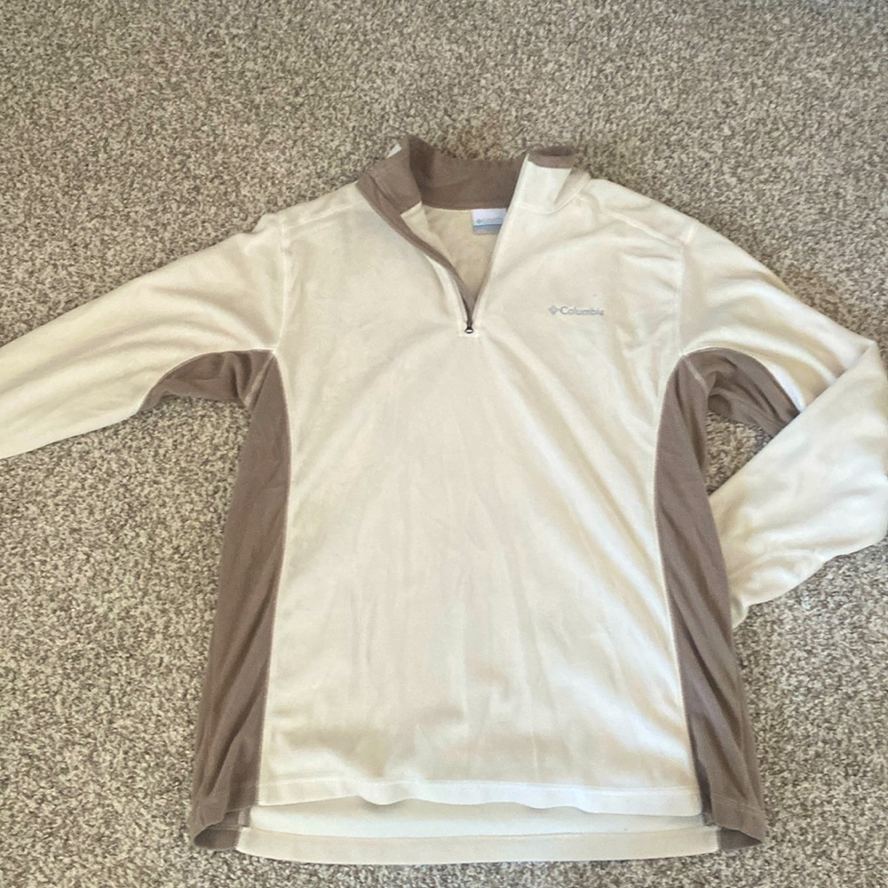tan and brown Columbia quarter zip